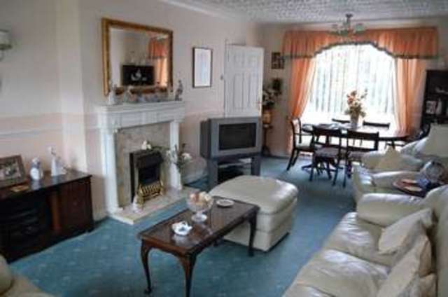  Image of 3 bedroom Mews for sale in Meadow Close Little Lever Bolton BL3 at Meadow Close Little Lever Bolton, BL3 1LG