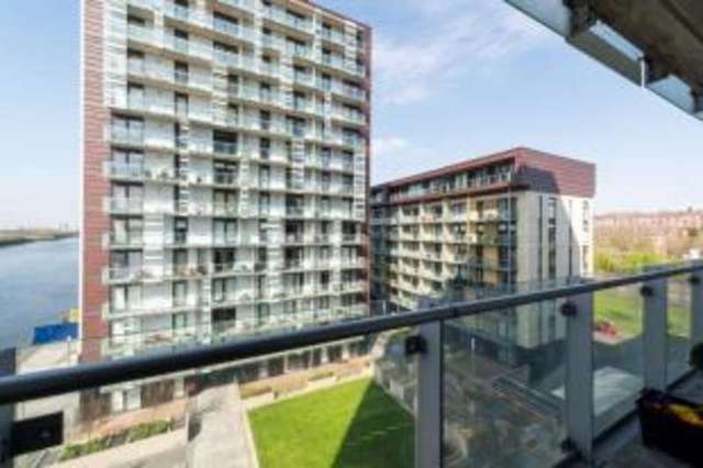  Image of 2 bedroom Flat for sale in Meadowside Quay Walk Glasgow G11 at Glasgow Harbour Glasgow Partick, G11 6DL