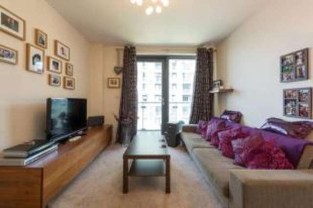  Image of 2 bedroom Flat for sale in Meadowside Quay Walk Glasgow G11 at Glasgow Harbour Glasgow Partick, G11 6DL