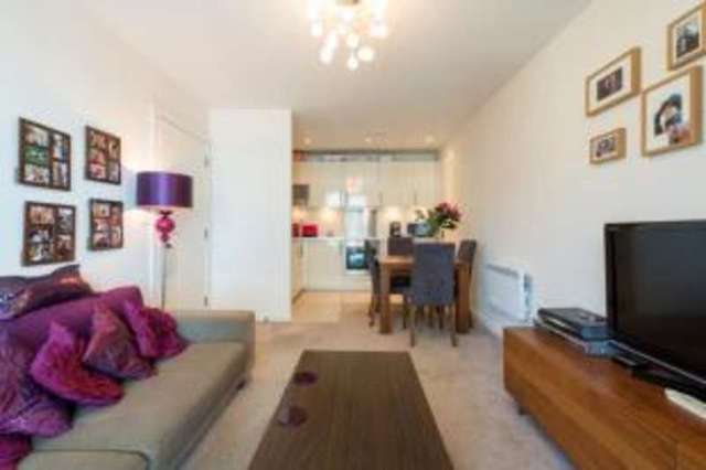  Image of 2 bedroom Flat for sale in Meadowside Quay Walk Glasgow G11 at Glasgow Harbour Glasgow Partick, G11 6DL