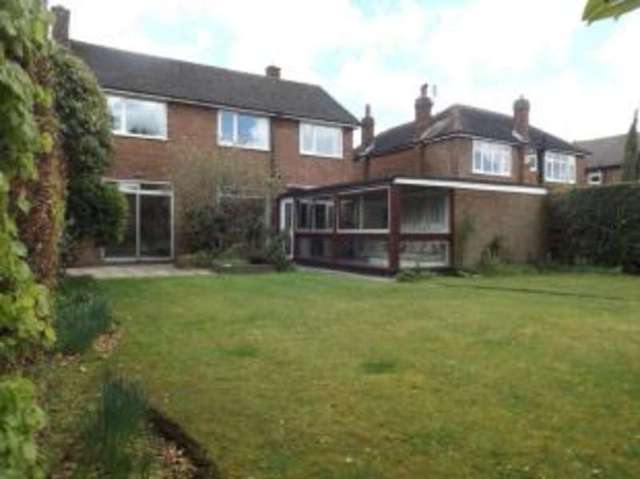  Image of 3 bedroom Detached house for sale in Meadway Sale M33 at Sale Greater Manchester Ashton upon Mersey, M33 4PP