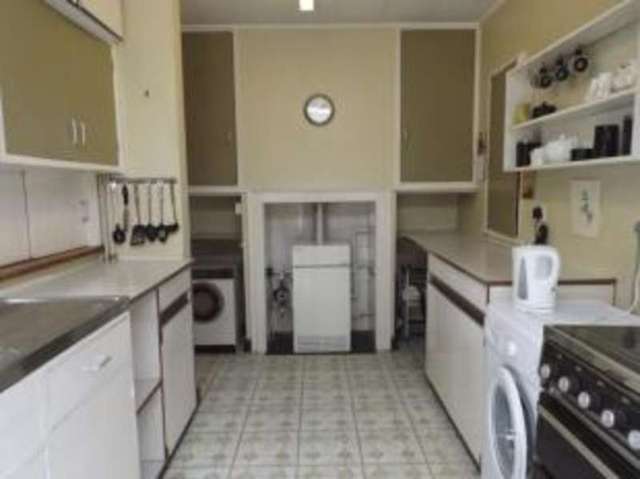  Image of 3 bedroom Detached house for sale in Meadway Sale M33 at Sale Greater Manchester Ashton upon Mersey, M33 4PP