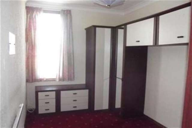  Image of 2 bedroom Flat to rent in Meon Road Southsea PO4 at Southsea, PO4 8NL