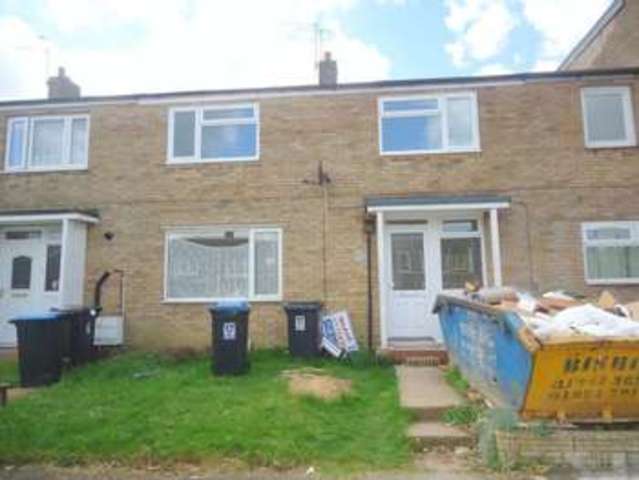  Image of 3 bedroom Terraced house for sale in Micklefield Road Hemel Hempstead HP2 at Micklefield Road  Hemel Hempstead, HP2 4PG