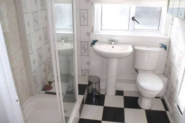  Image of 3 bedroom Maisonette for sale in Millford Drive Linwood Paisley PA3 at Millford Drive Linwood Paisley, PA3 3EJ