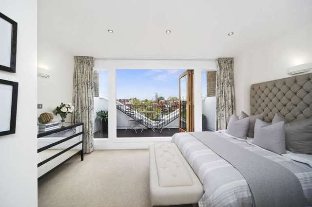  Image of 5 bedroom Terraced house for sale in Milner Street London SW3 at Milner Street  London, SW3 2QA