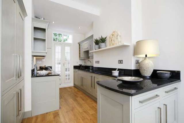  Image of 5 bedroom Terraced house for sale in Milner Street London SW3 at Milner Street  London, SW3 2QA