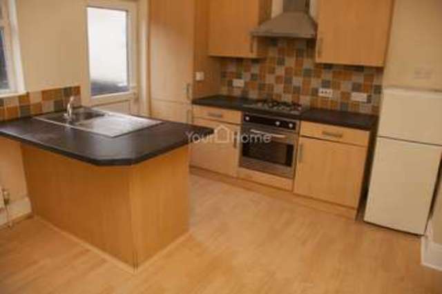  Image of 3 bedroom Terraced house to rent in Montague Terrace Lincoln LN2 at Montague Terrace  Lincoln, LN2 5BE