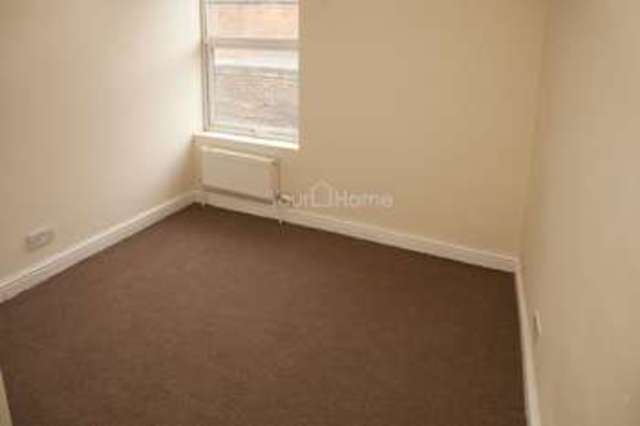  Image of 3 bedroom Terraced house to rent in Montague Terrace Lincoln LN2 at Montague Terrace  Lincoln, LN2 5BE