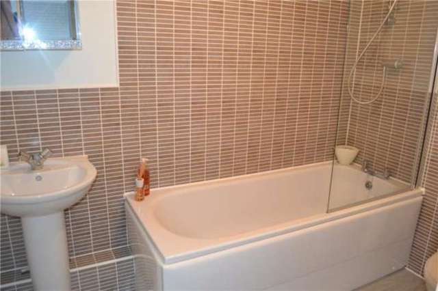  Image of 1 bedroom Flat for sale in Monticello Way Coventry CV4 at Bannerbrook Park Coventry Tile Hill, CV4 9WE