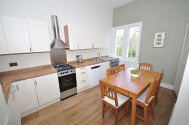  Image of 2 bedroom Flat for sale in Montrose Avenue Cotham Bristol BS6 at Montrose Avenue  Bristol, BS6 6EH