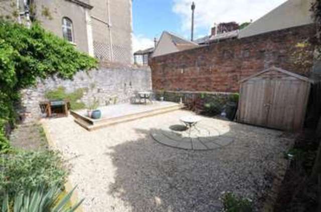  Image of 2 bedroom Flat for sale in Montrose Avenue Cotham Bristol BS6 at Montrose Avenue  Bristol, BS6 6EH