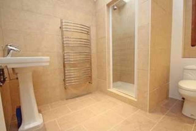  Image of 4 bedroom Terraced house to rent in Moody Street London E1 at Moody Street  London, E1 4BY