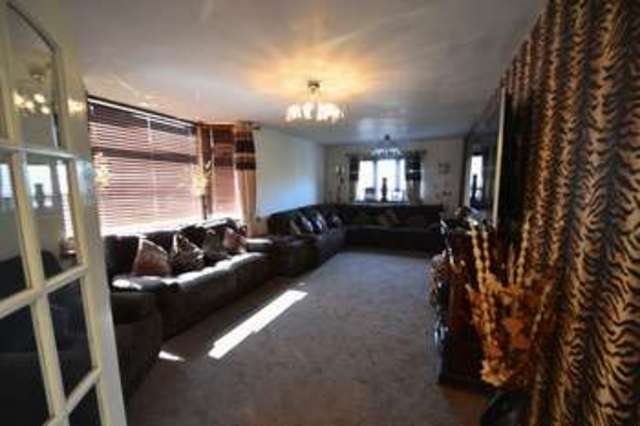  Image of 3 bedroom Detached house to rent in Moor Lane Salford M7 at Moor Lane  Salford, M7 3QE