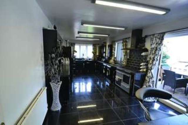  Image of 3 bedroom Detached house to rent in Moor Lane Salford M7 at Moor Lane  Salford, M7 3QE