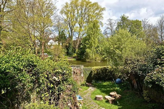 Image of 2 bedroom Detached house for sale in Moor Pool Avenue Harborne Birmingham B17 at Moor Pool Avenue  Birmingham, B17 9DT