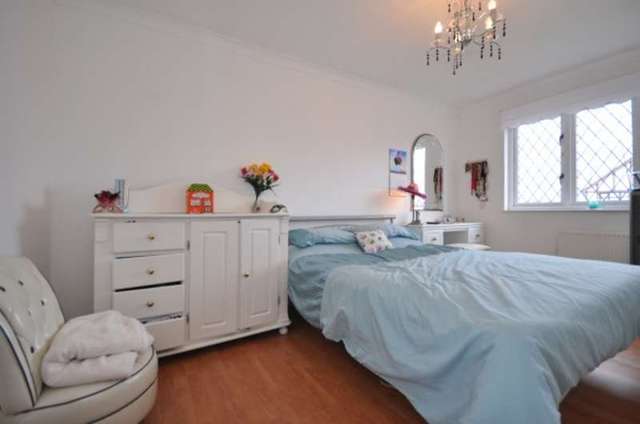  Image of 3 bedroom Detached house for sale in Moorcroft Drive Airdrie ML6 at Moorcroft Drive Petersburn Airdrie, ML6 8ES