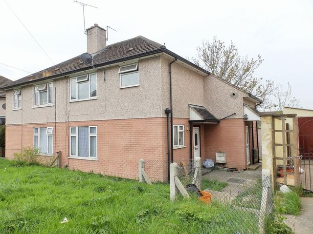  Image of 1 bedroom Flat for sale in Elborough Road Swindon SN2 at Elborough Road Moredon Swindon, SN2 2LP