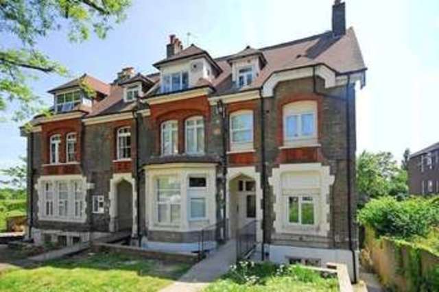 Image of Studio flat to rent in Mount View Road London N4 at London N4 4SL Finsbury Park, N4 4SL