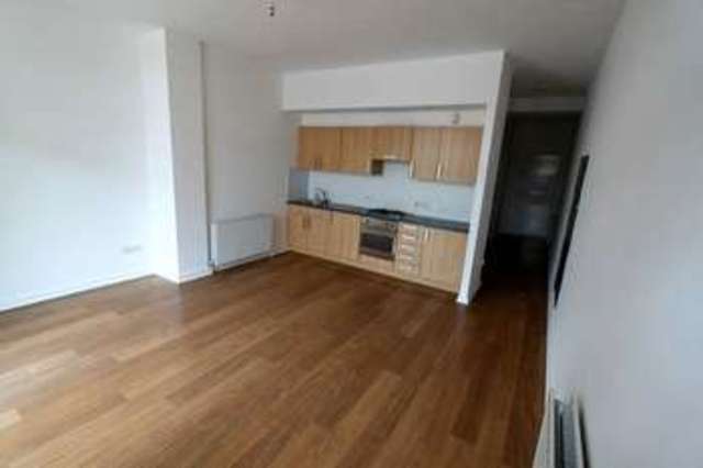  Image of 1 bedroom Property for sale in Muirhouse Street Glasgow G41 at Muirhouse Street Pollokshields Glasgow, G41 1QD