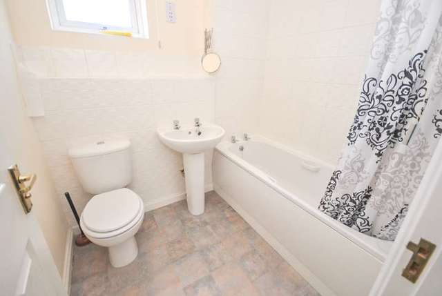  Image of 3 bedroom Detached house for sale in Munnmoore Close Kegworth Derby DE74 at Kegworth, DE74 2DG