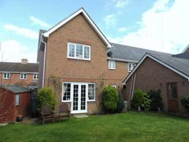 Image of 4 bedroom Detached house for sale in Myllers Lond Hook RG27 at Myllers Lond  Hook, RG27 9UD