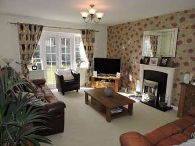  Image of 4 bedroom Detached house for sale in Myllers Lond Hook RG27 at Myllers Lond  Hook, RG27 9UD