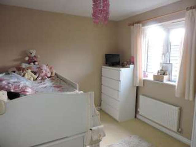  Image of 4 bedroom Detached house for sale in Myllers Lond Hook RG27 at Myllers Lond  Hook, RG27 9UD