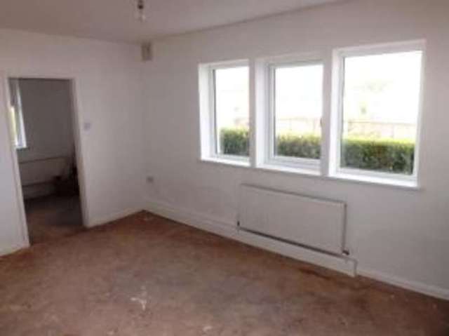  Image of 3 bedroom Semi-Detached house for sale in Myrtle Avenue Halifax HX2 at Halifax West Yorkshire Illingworth, HX2 8HS