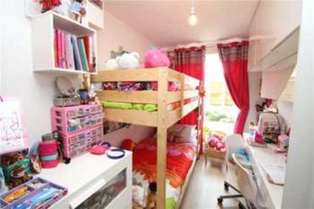  Image of 2 bedroom Apartment for sale in Guildford Road Hook Heath Woking GU22 at Guildford Road Woking Woking, GU22 7RF