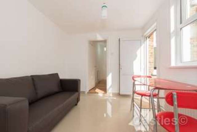  Image of 1 bedroom Flat for sale in Napier Road London N17 at Napier Road  Tottenham, N17 6YQ