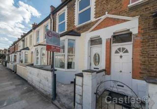  Image of 1 bedroom Flat for sale in Napier Road London N17 at Napier Road  Tottenham, N17 6YQ