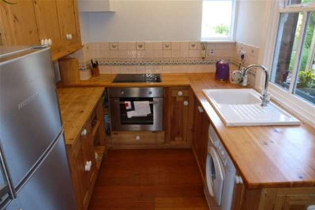  Image of 3 bedroom Detached house to rent in New Street Queniborough Leicester LE7 at Leicester, LE7 3FS