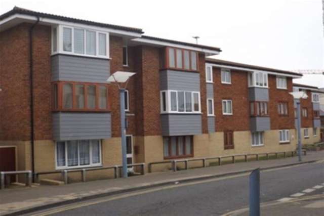  Image of 1 bedroom Flat to rent in Bridge Street Newhaven BN9 at Newhaven, BN9 9PJ
