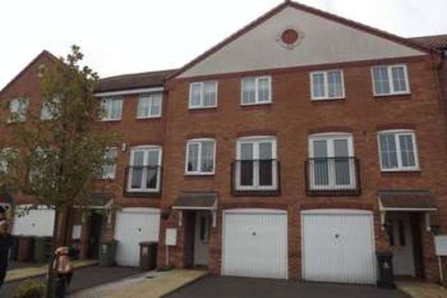  Image of 3 bedroom Terraced house to rent in Newhome Way Walsall WS3 at Newhome Way  Walsall, WS3 1JH