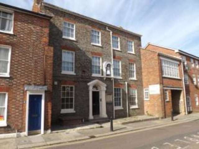  Image of 14 bedroom Detached house for sale in Crocker Street Newport PO30 at Newport Isle of Wight Newport, PO30 5DA