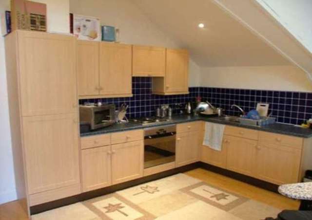  Image of 1 bedroom Flat to rent in Newton Road Tunbridge Wells TN1 at Tunbridge Wells  Royal Tunbridge Wells, TN1 1RU