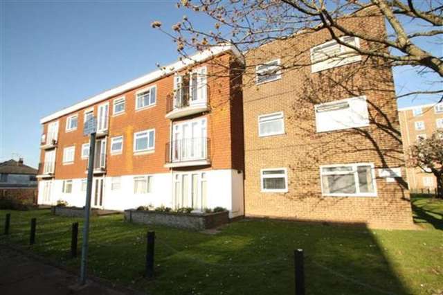  Image of 2 bedroom Flat for sale in Norfolk Court Victoria Park Gardens Worthing BN11 at Worthing, BN11 4ED