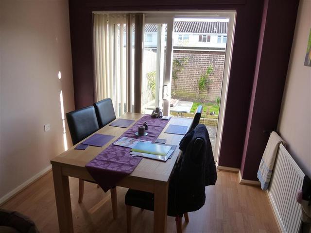  Image of 2 bedroom Terraced house to rent in Norris Close Romsey SO51 at Norris Close  ROMSEY, SO51 7UF