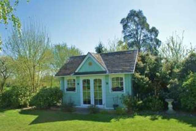 Image of 4 bedroom Detached house for sale in Park View Drive North Charvil Reading RG10 at Park View Drive North Charvil Reading, RG10 9QY