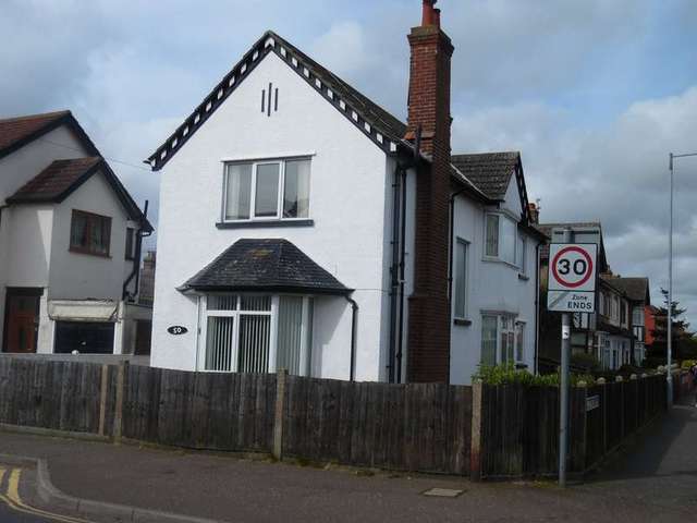  Image of 3 bedroom Detached house to rent in North Denes Road Great Yarmouth NR30 at Great Yarmouth Norfolk Great Yarmouth, NR30 4LU