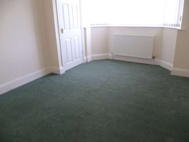 Image of 3 bedroom Detached house to rent in North Denes Road Great Yarmouth NR30 at Great Yarmouth Norfolk Great Yarmouth, NR30 4LU