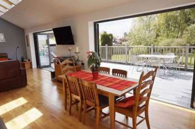  Image of 5 bedroom Bungalow for sale in North Road Clifton upon Dunsmore Rugby CV23 at North Road Clifton upon Dunsmore Rugby, CV23 0BW