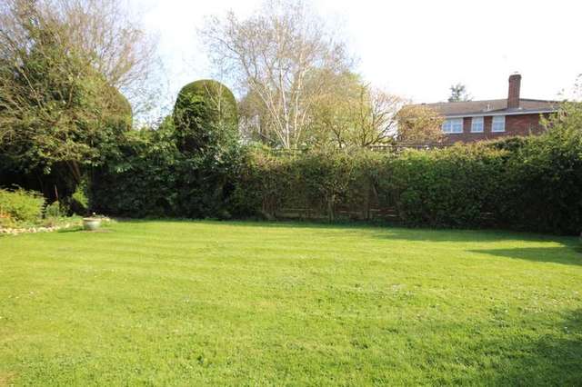  Image of 4 bedroom Semi-Detached house for sale in Northend Henley-on-Thames RG9 at Northend  Henley-On-Thames, RG9 6LF