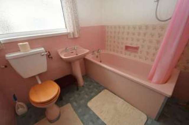  Image of 3 bedroom Bungalow for sale in Northfields Lane Brixham TQ5 at Northfields Lane  Brixham, TQ5 8RH