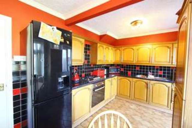  Image of 3 bedroom Terraced house for sale in Northolme Road Hessle HU13 at Northolme Road  Hessle, HU13 9JB