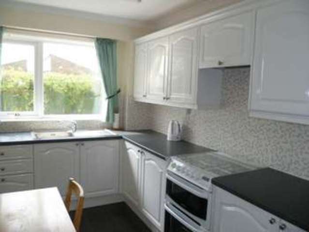  Image of 3 bedroom Semi-Detached house to rent in Northumberland Avenue Bishop Auckland DL14 at Northumberland Avenue  Bishop Auckland, DL14 6LW