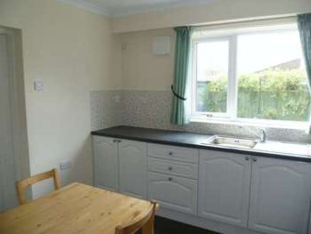 Image of 3 bedroom Semi-Detached house to rent in Northumberland Avenue Bishop Auckland DL14 at Northumberland Avenue  Bishop Auckland, DL14 6LW
