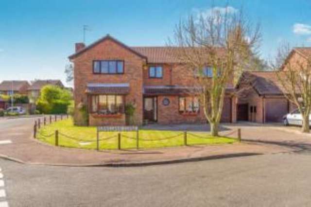  Image of 5 bedroom Detached house for sale in Longland Close Old Catton Norwich NR6 at Norwich Norfolk Catton, NR6 7LW