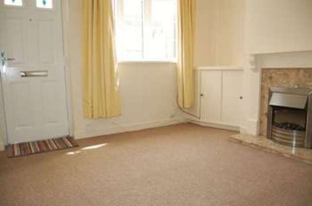  Image of 3 bedroom Terraced house to rent in Nursery Walk Tettenhall Wolverhampton WV6 at Nursery Walk Tettenhall Wolverhampton, WV6 8QY
